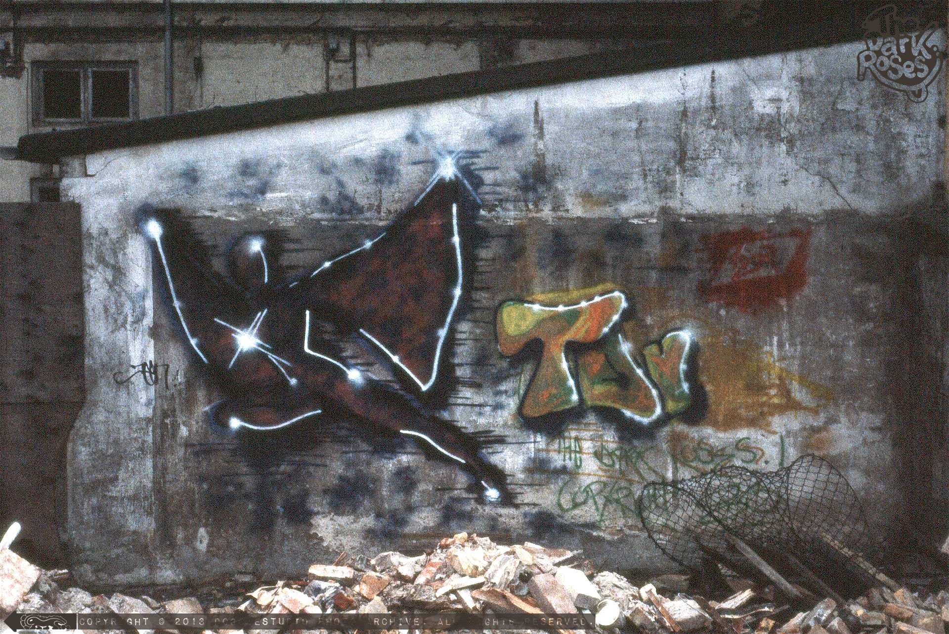 ★ FLY ANGEL FLY ★ by DoggieDoe, Jeen and Seeny - The Dark Roses - Vesterbro Baggård, Copenhagen Denmark 1985